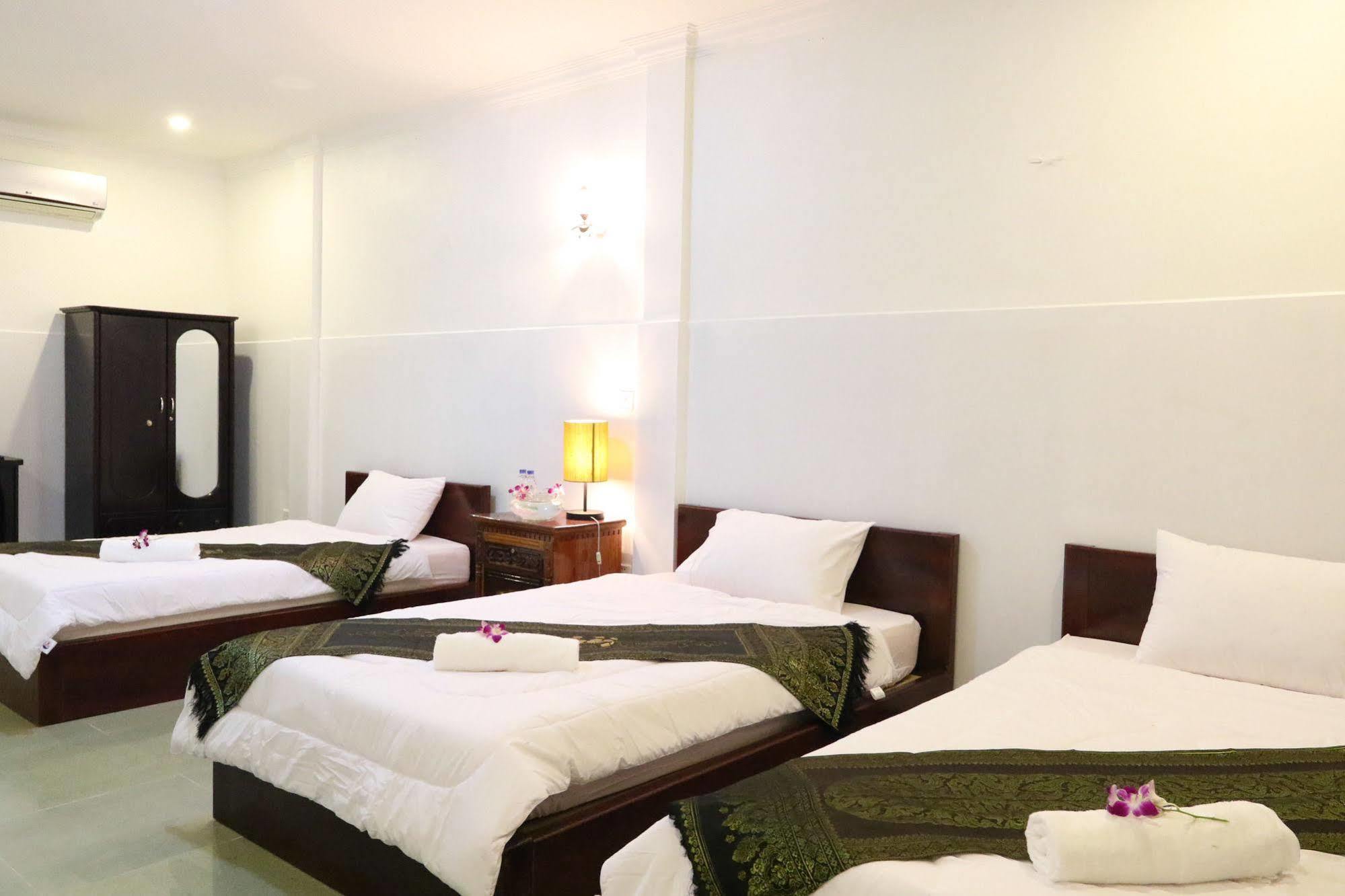 Sky Residence - 50M To Museum And Riverside Phnom Penh Esterno foto